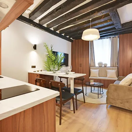 Chic - 1br-4p -ac- Marais-vosges Apartment *